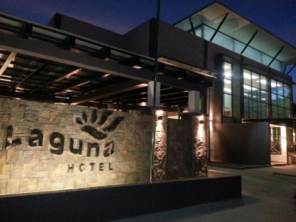 Laguna Hotel Порт-Морсби Экстерьер фото